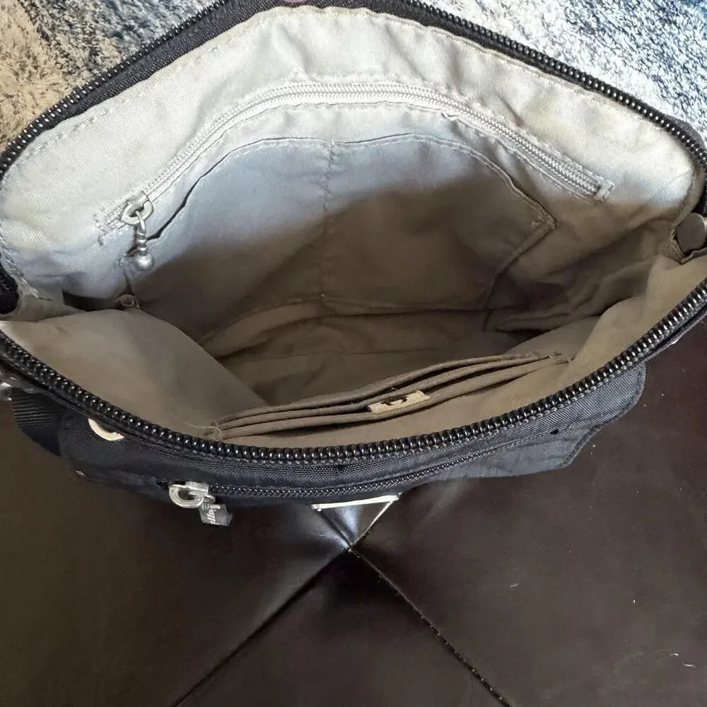 Baggallini Crossbody Bag Womens Medium Black Nylon RFID Travel Zip Pockets